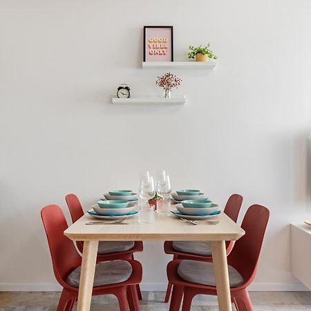 Fully Equipped Apartments With Terraces, Free Garage Parking, Netflix & Ac - By Apartmany Slapanice Cz Экстерьер фото