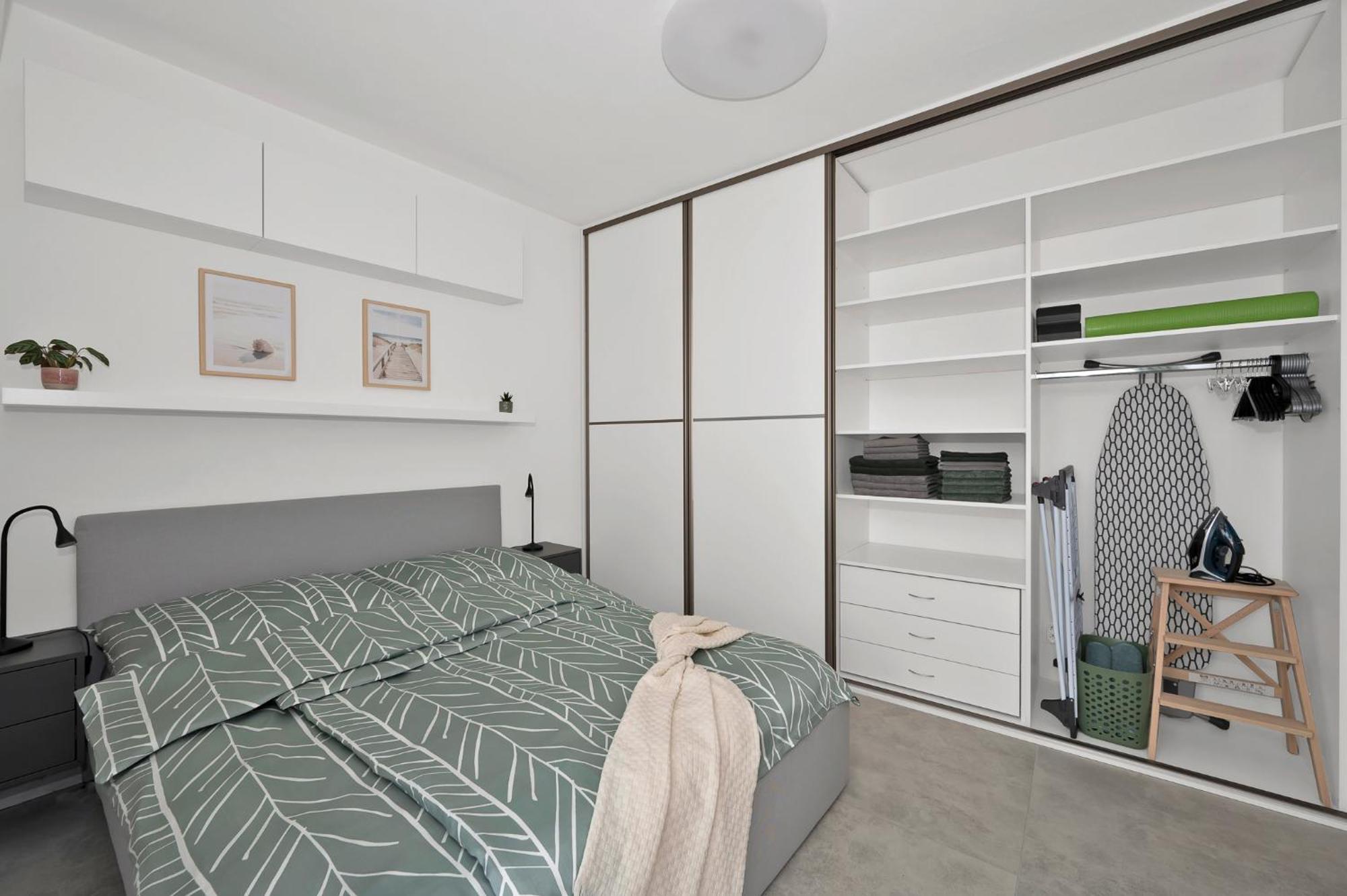 Fully Equipped Apartments With Terraces, Free Garage Parking, Netflix & Ac - By Apartmany Slapanice Cz Экстерьер фото