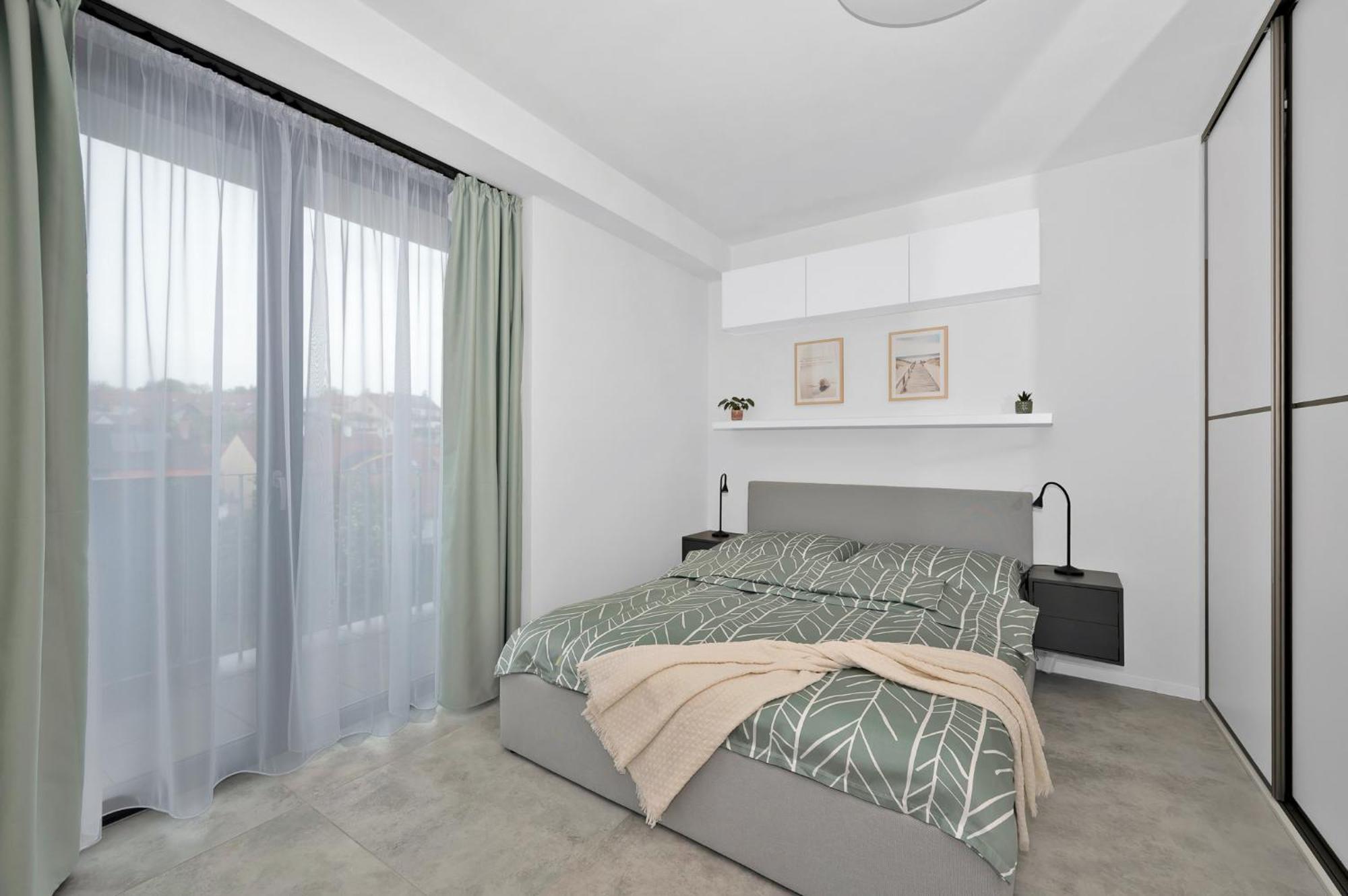 Fully Equipped Apartments With Terraces, Free Garage Parking, Netflix & Ac - By Apartmany Slapanice Cz Экстерьер фото