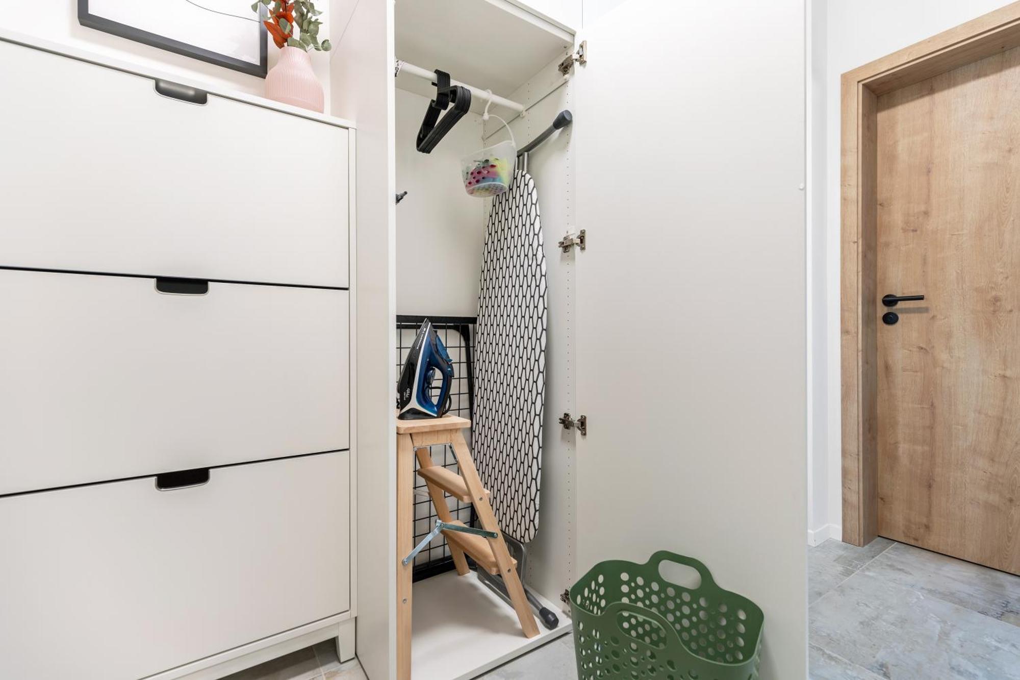 Fully Equipped Apartments With Terraces, Free Garage Parking, Netflix & Ac - By Apartmany Slapanice Cz Экстерьер фото