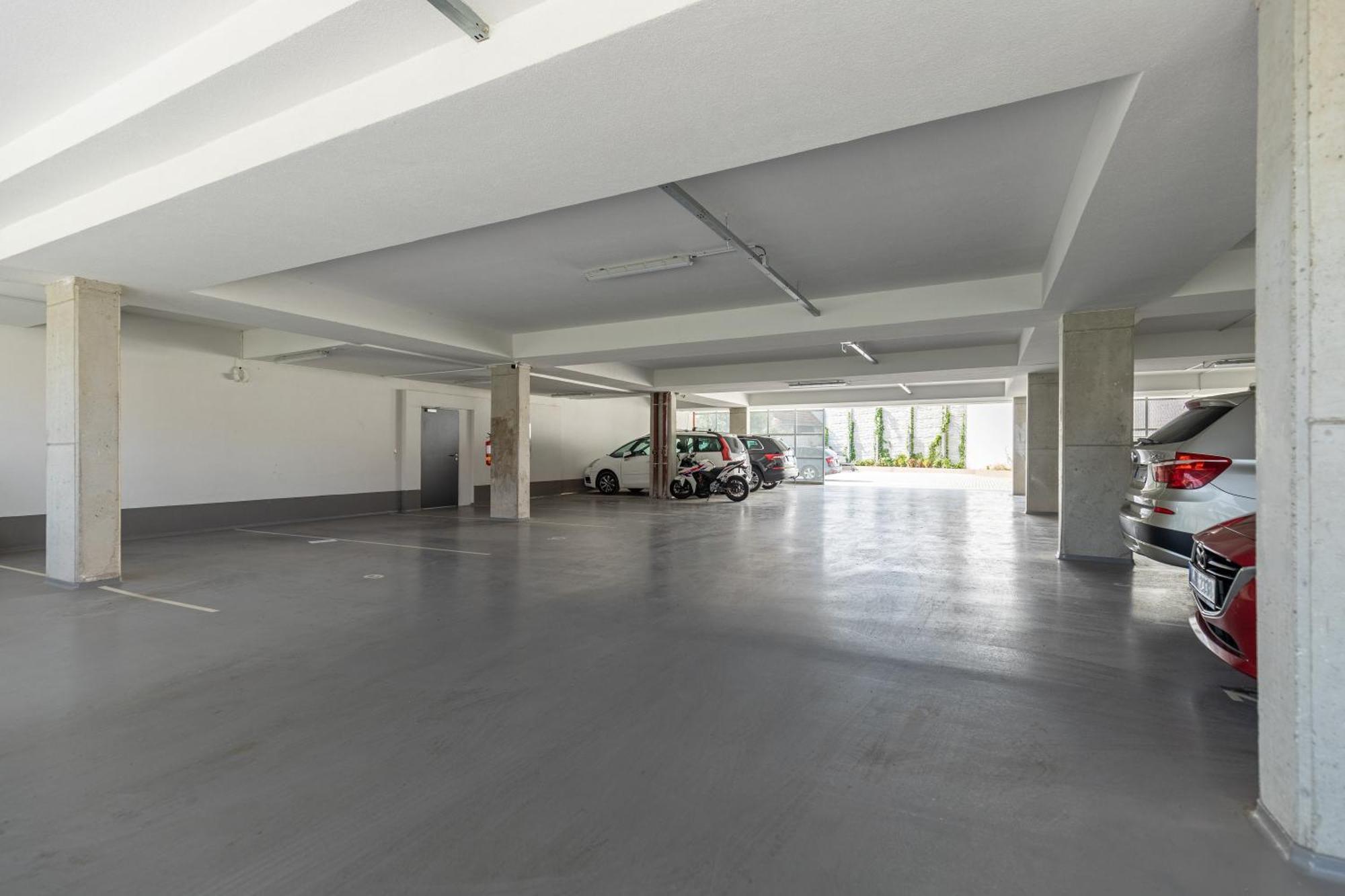 Fully Equipped Apartments With Terraces, Free Garage Parking, Netflix & Ac - By Apartmany Slapanice Cz Экстерьер фото